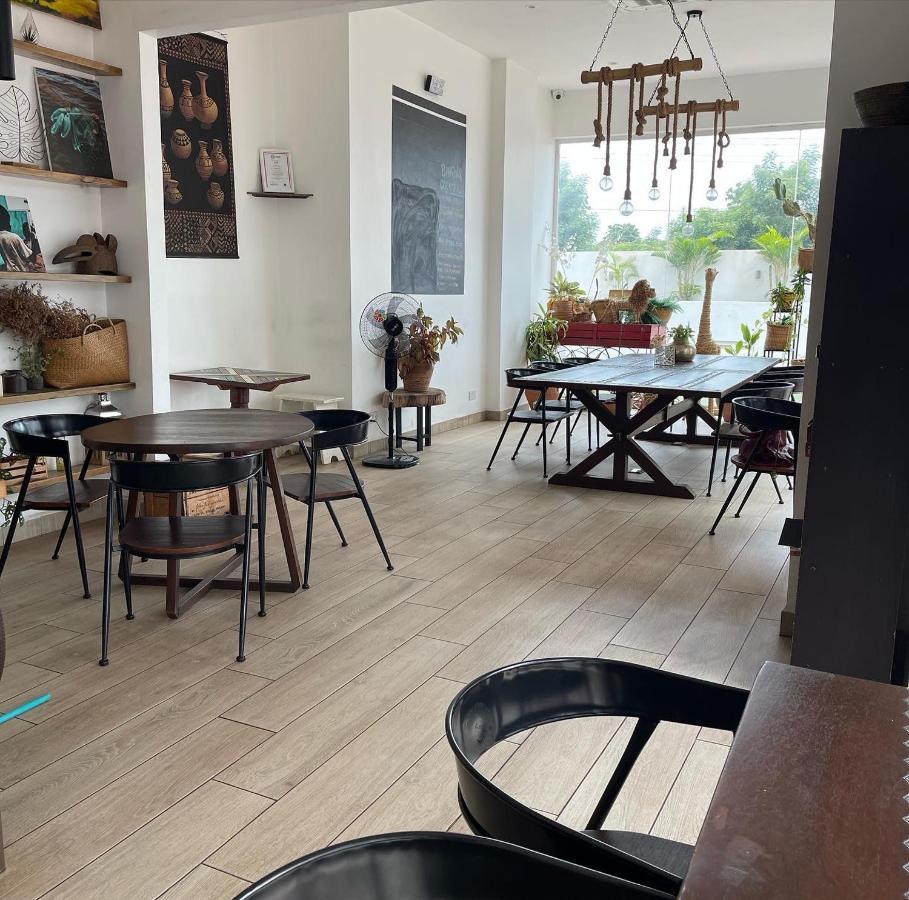 The Gallery Suites By Olive Gold Accra Esterno foto