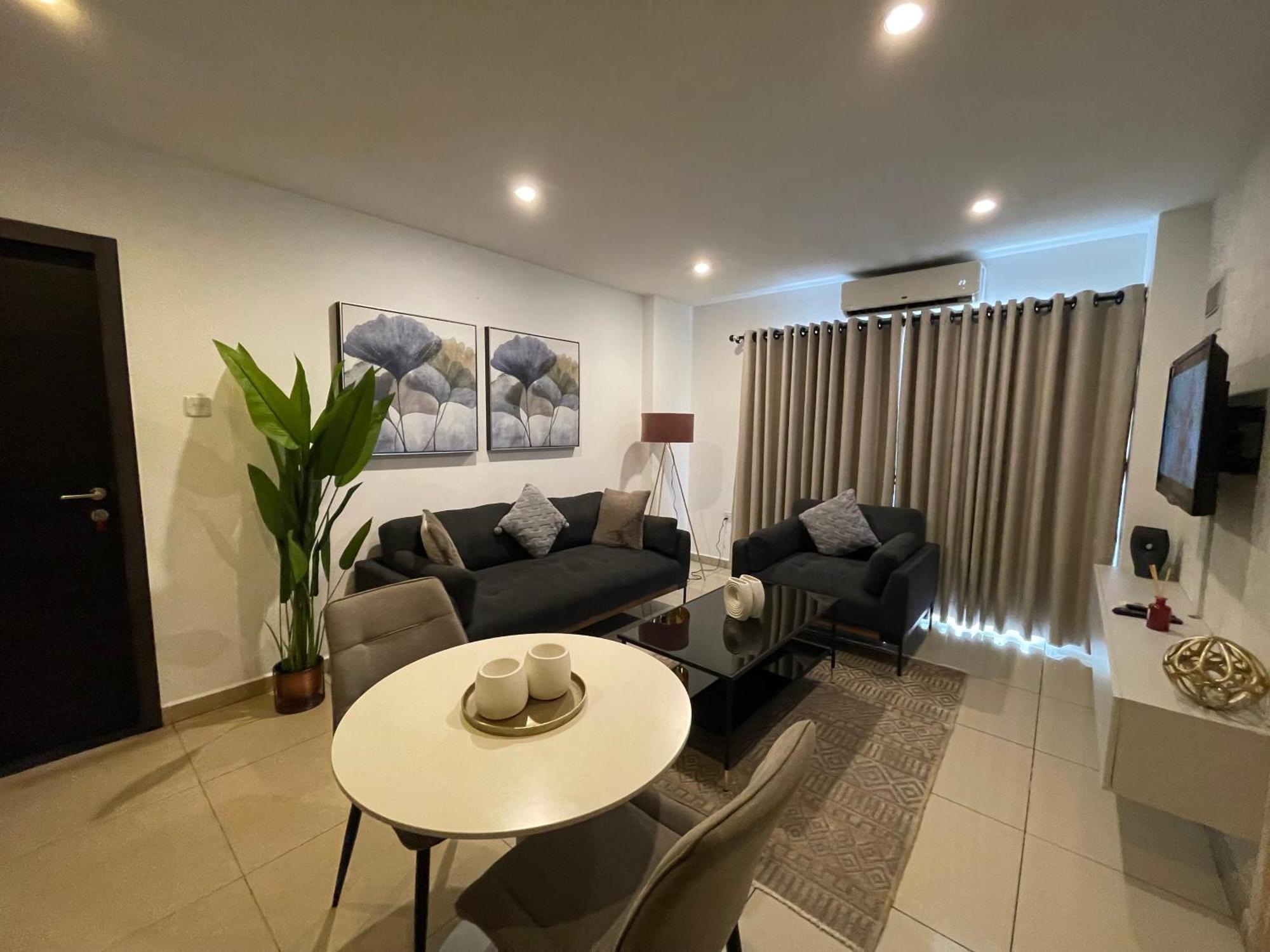 The Gallery Suites By Olive Gold Accra Esterno foto